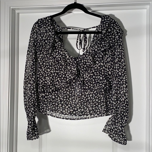 NWT Boohoo Black and Cream Spotted Ruffle Blouse